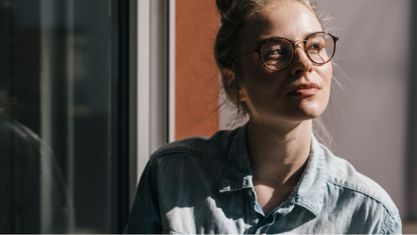 uśmiechnięta osoba