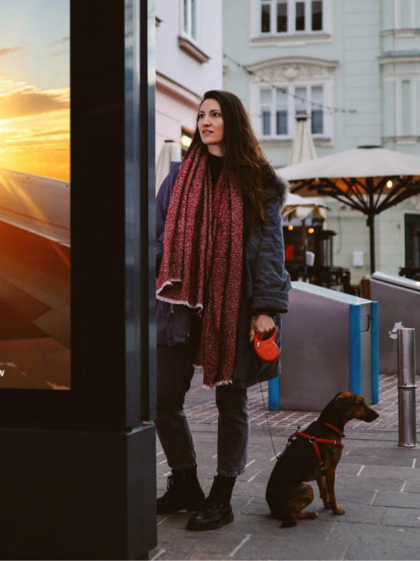 uśmiechnięta osoba